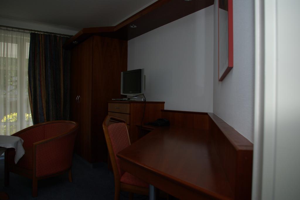 Hotel Alte Bruecke Bad Homburg vor der Höhe Exterior foto