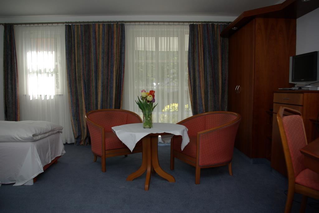 Hotel Alte Bruecke Bad Homburg vor der Höhe Exterior foto
